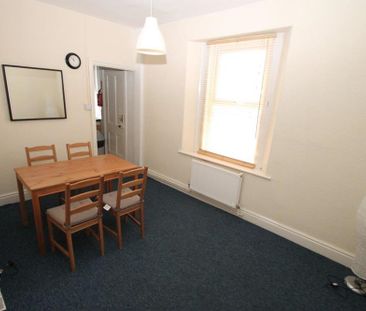 5 Bedroom | 18 Trematon Terrace, PL4 6QS - Photo 2