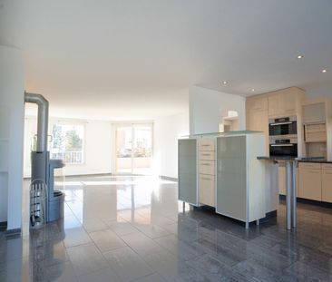 Rental apartment with spaciousness, light and special charm - Photo 4