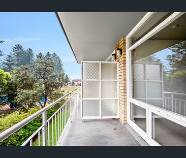 Beachside Living At Its Finest - Photo 5