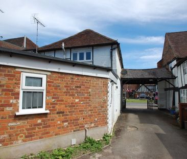 St Giles Walk, High Street, Chalfont St. Giles,HP8 - Photo 2