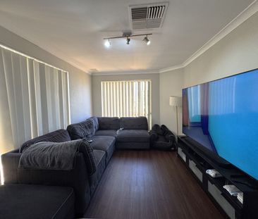 Easy care brick home - Photo 1