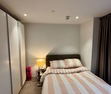 Room in a Shared Flat, Raglan House, SE17 - Photo 5