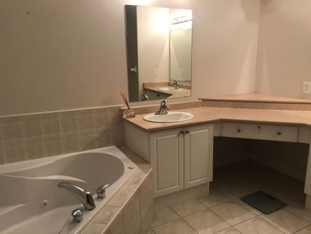 For Lease - 24 HEATHFIELD Avenue, Markham, Ontario - Photo 5