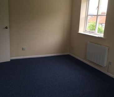 1 Bed Flat, Vicars Bridge Close, HA0 - Photo 1