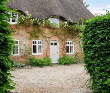 The Street, Marden, SN10 - Photo 3