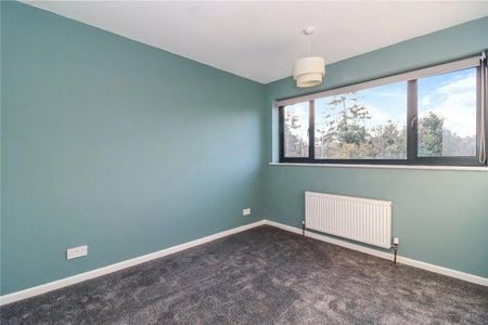 3 bedroom detached house to rent - Photo 3