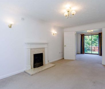 4 bedroom detached house to rent - Photo 1