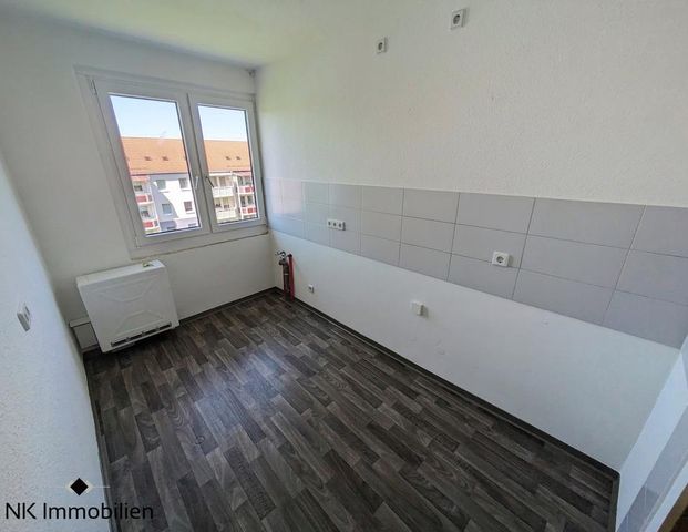 ++ frisch renovierte 3-Raum Wohnung - inkl. Balkon - schöne & ruhige Wohnanlage ++ - Foto 1