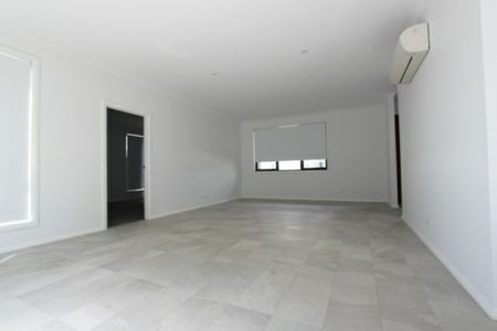 Spacious Googong Terrace Townhouse - Photo 2