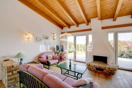 Villa bifamiliare viale Catullo, Pieve Vecchia, Villaggio Sanghen, Manerba del Garda - Photo 2