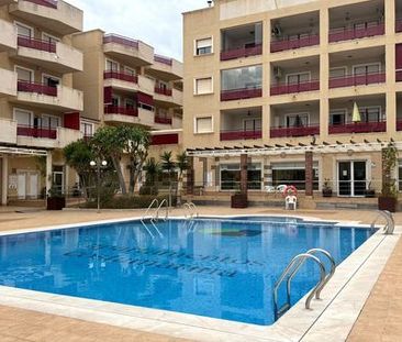 Alquiler de piso en Calle del Mar - Photo 3