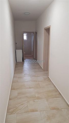 Pronájem bytu 2+kk 51 m² - Fotografie 2