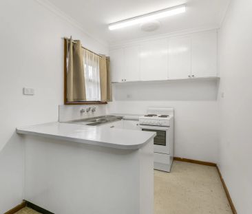 Character & Coastal Charm - Photo 4