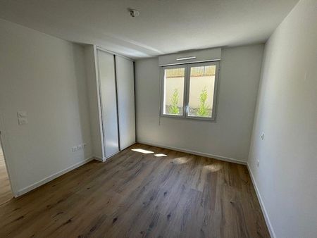 location Appartement T2 DE 39.36m² À PLAISANCE DU TOUCH - Photo 3