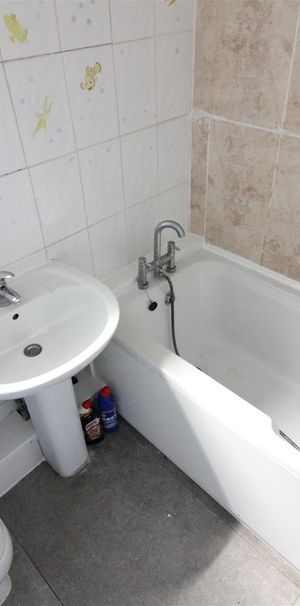 Villiers Road, Southall - Photo 2