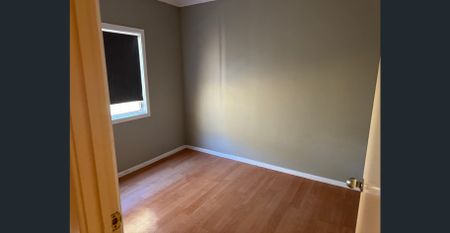 4 Bedroom House in Elizabeth Downs - Photo 2