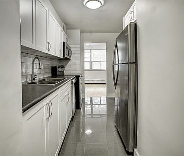 Yorkwoodsgate Apartments - Photo 3