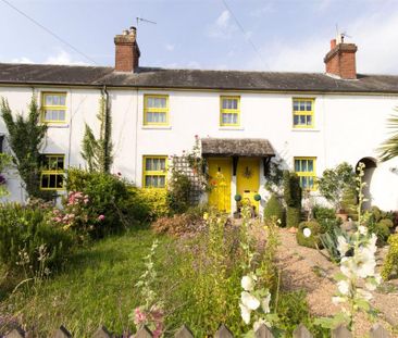 2 bedroom terraced house to rent - Photo 5