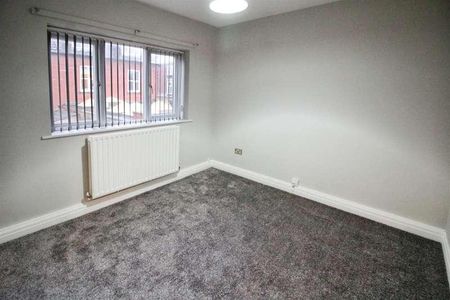 Beulah Terrace, Crossgates, Leeds, LS15 - Photo 4