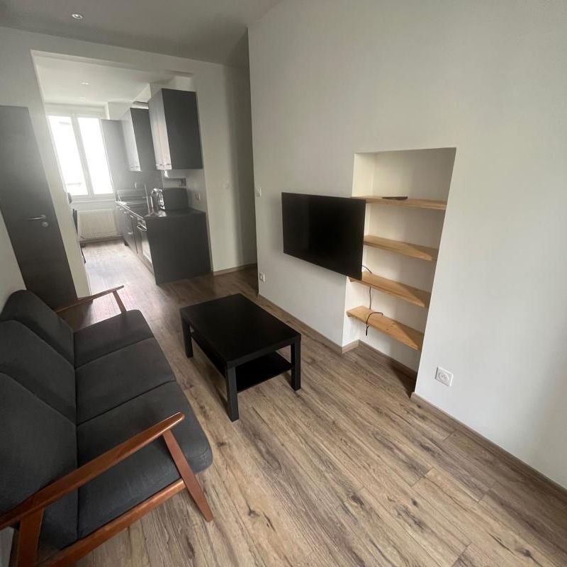 Location Appartement 4 pièces Meublé 68m² LYON 7ème - Photo 1