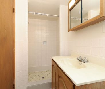 For Lease - 41 Commons Drive, Toronto, Ontario - Photo 3