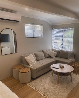 Banksia Grove - Photo 1