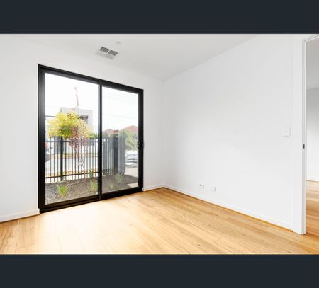 38C Daly St, Kurralta Park, SA 5037 - Photo 4