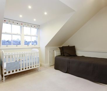 4 bedroom semi-detached house to rent - Photo 1