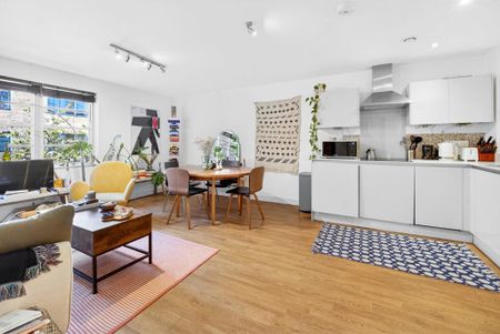 2 bedroom apartment to rent - Photo 3