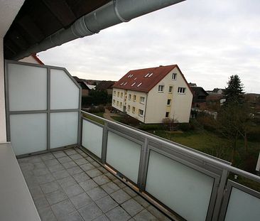 Urgemütliches und modernes Dachgeschoß in toller Grünanlage! - Photo 1