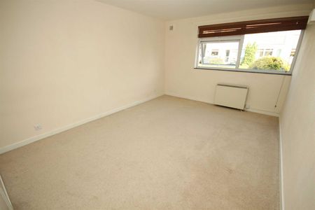 Flat – Purpose Built – 2 Berrylands, Cambridge 2 - To Rent - Photo 4