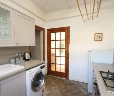 Auckland Street, Glasgow, G22 - Photo 2