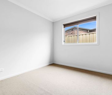4/5 Philippa Crescent - Photo 5