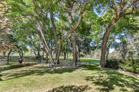 16 St Phillips Rd, ON, CA, Toronto - Photo 4