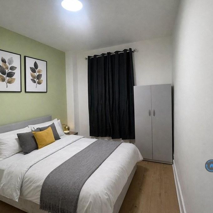 1 bedroom in a house share to rent - Photo 1