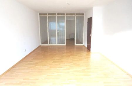 Im Herzen von Rüttenscheid - helle Wohnung mit Einbauküche! - Photo 2