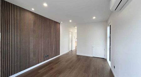 garage middle unit brand new - Photo 4