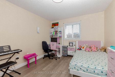 For Lease - 240 Birkinshaw Road, Cambridge, Ontario - Photo 3