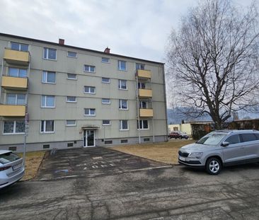 Schöne 2-Zimmerwohnung mit Frühstücksbalkon – unbefristeter Mietver... - Photo 1