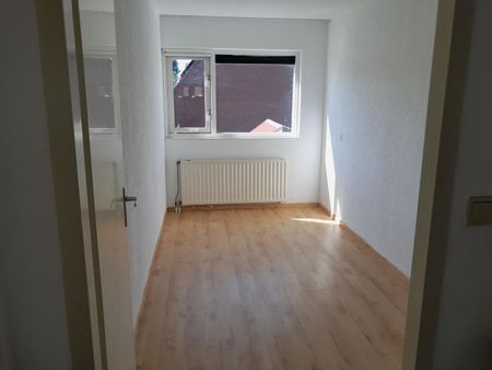 Huis te huur: Harderwijkstraat 76 8244 DA Lelystad - Photo 3