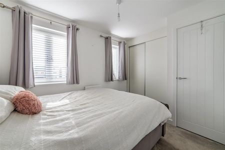 2 bedroom terraced house to rent - Photo 4