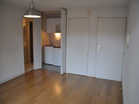 Appartement - 2 pièces - Jaude/Banque de France - Photo 5