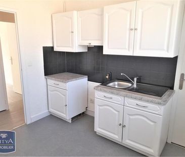 Location Appartement 3 pièces 53m² CHALON SUR SAONE 71100 - Photo 2
