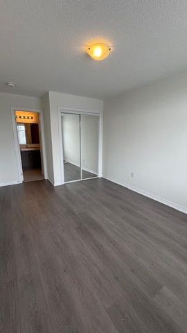 For Lease - 163 Tango Crescent, Newmarket, Ontario - Photo 3