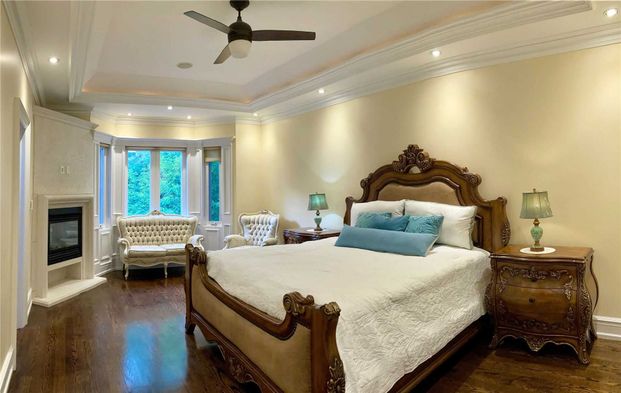 For Lease - 356 Fairlawn Avenue, Toronto, Ontario - Photo 1