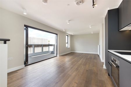 Wimbledon Park Road, London, SW19 flat to rent - Photo 3
