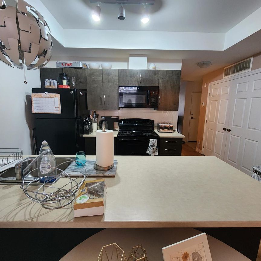 330 Everest Private - Photo 1