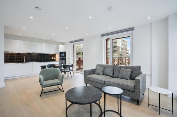 3 bedroom flat to rent - Photo 1