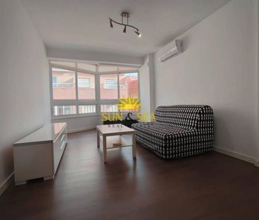 Alquiler de ático en Playa de los Locos - Photo 1