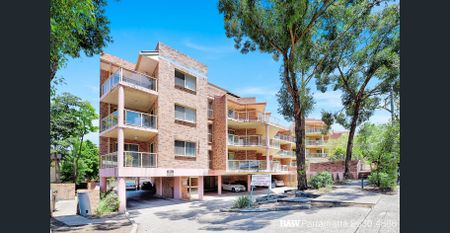 Walking distance to Westfield Parramatta & Train Station - Photo 3